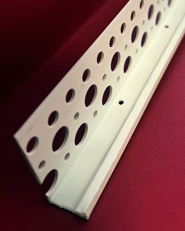 Casing Bead, Wide Flange, 1/2 inch, 8 ft length, with weeps